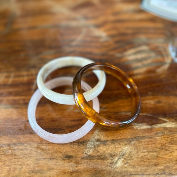 JoDune Tortoise Bangle Set - Picture 3 of 4